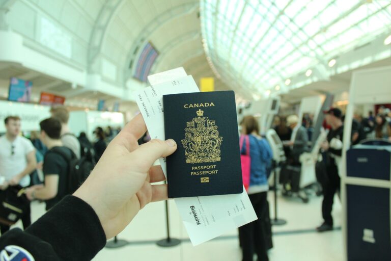 Different VISA Categories / Types You Can Enter Canada With